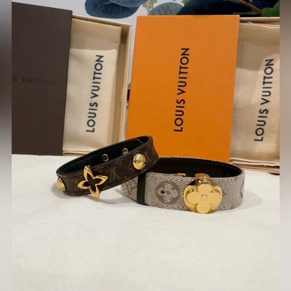 BUNDLE OF 2✨Louis Vuitton Minilin Wish Bracelet & Blooming Bracelet - Picture 1 of 16